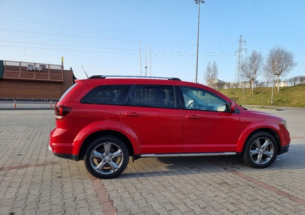 Dodge Journey cena 53900 przebieg: 162980, rok produkcji 2017 z Gdynia małe 154